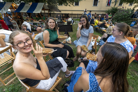 2025-07-18 KUL Petek-55